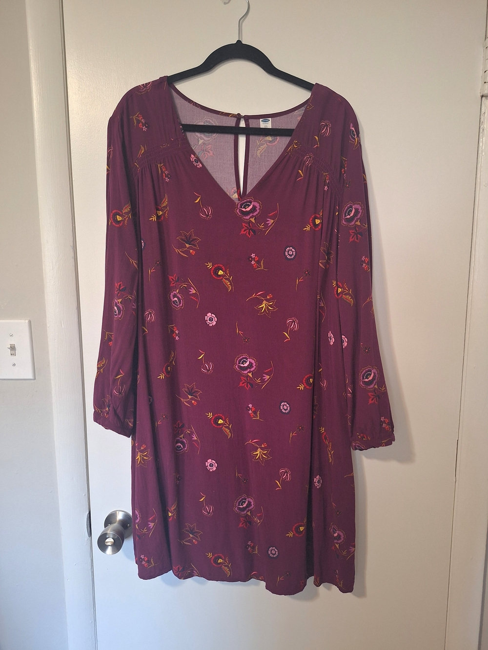 Old Navy Burgundy Floral V-Neck Long Sleeve Mini Shift Dress Size 2x